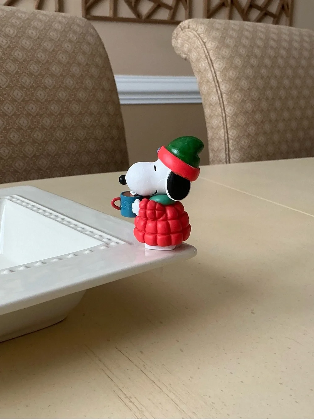 Winter Snoopy With Hot Cocoa Mug Platter Decoration ❄️